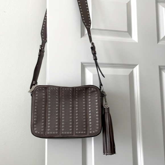 Michael Kors Handbags - Taupe Michael Kors crossbody bag